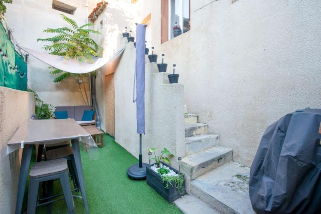Maison De Ville A Proximite Du Centre Historique Villeneuve-lès-Avignon Exteriör bild